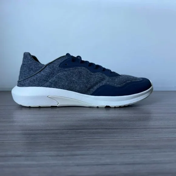New NWT OluKai Koheo‎ Hulu In Trench Blue 9.5 OluKai Koheo Hulu Trench Blue Wool Sneakers | Mercari main image 3